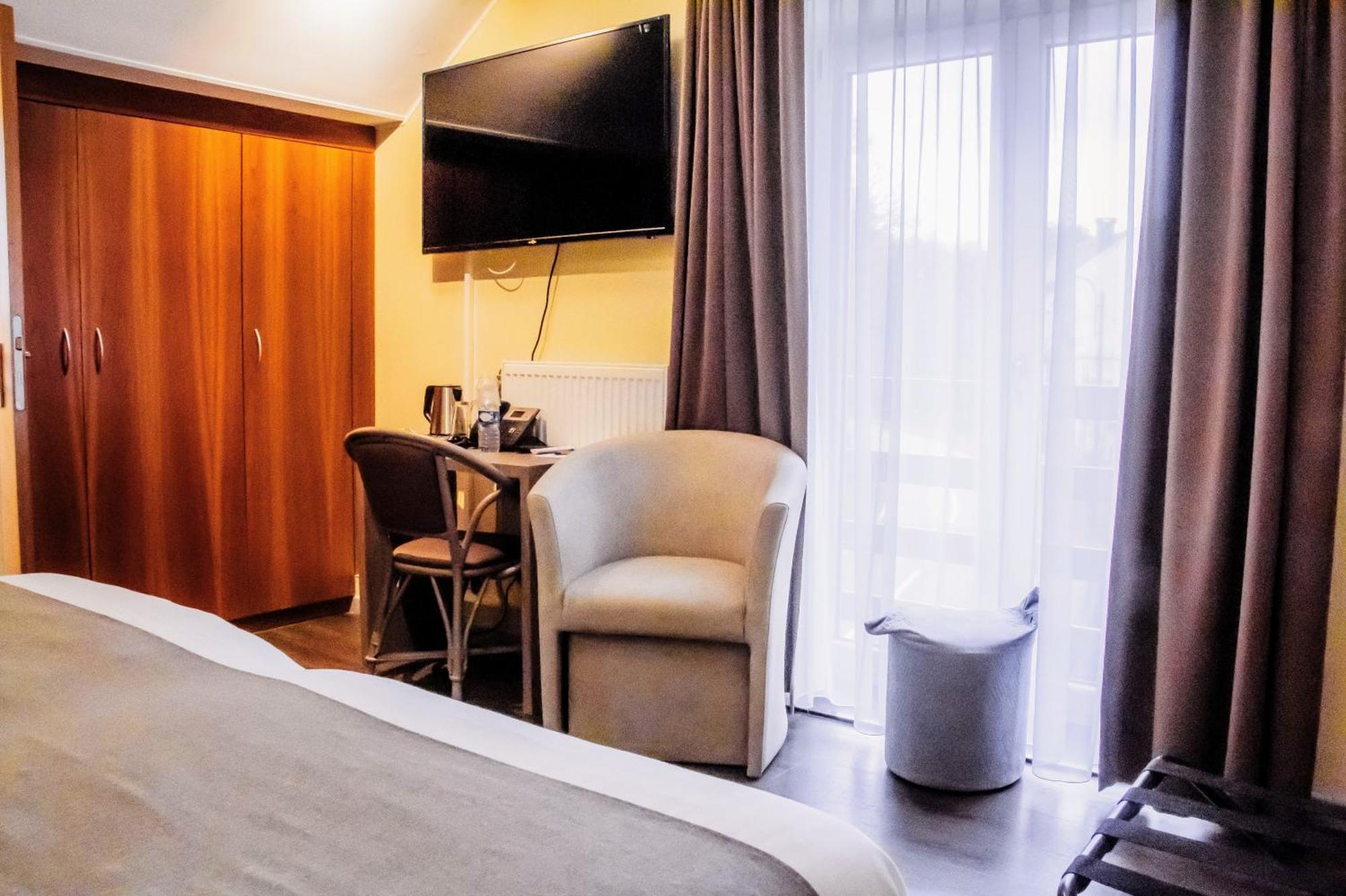 Hotel Des Postes Houffalize Kültér fotó