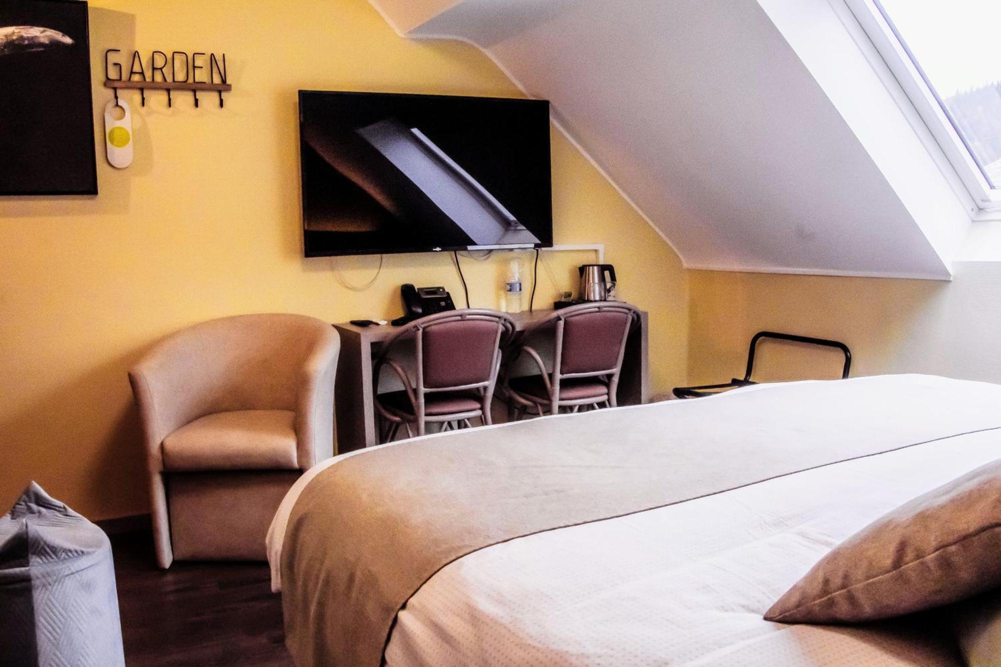 Hotel Des Postes Houffalize Kültér fotó