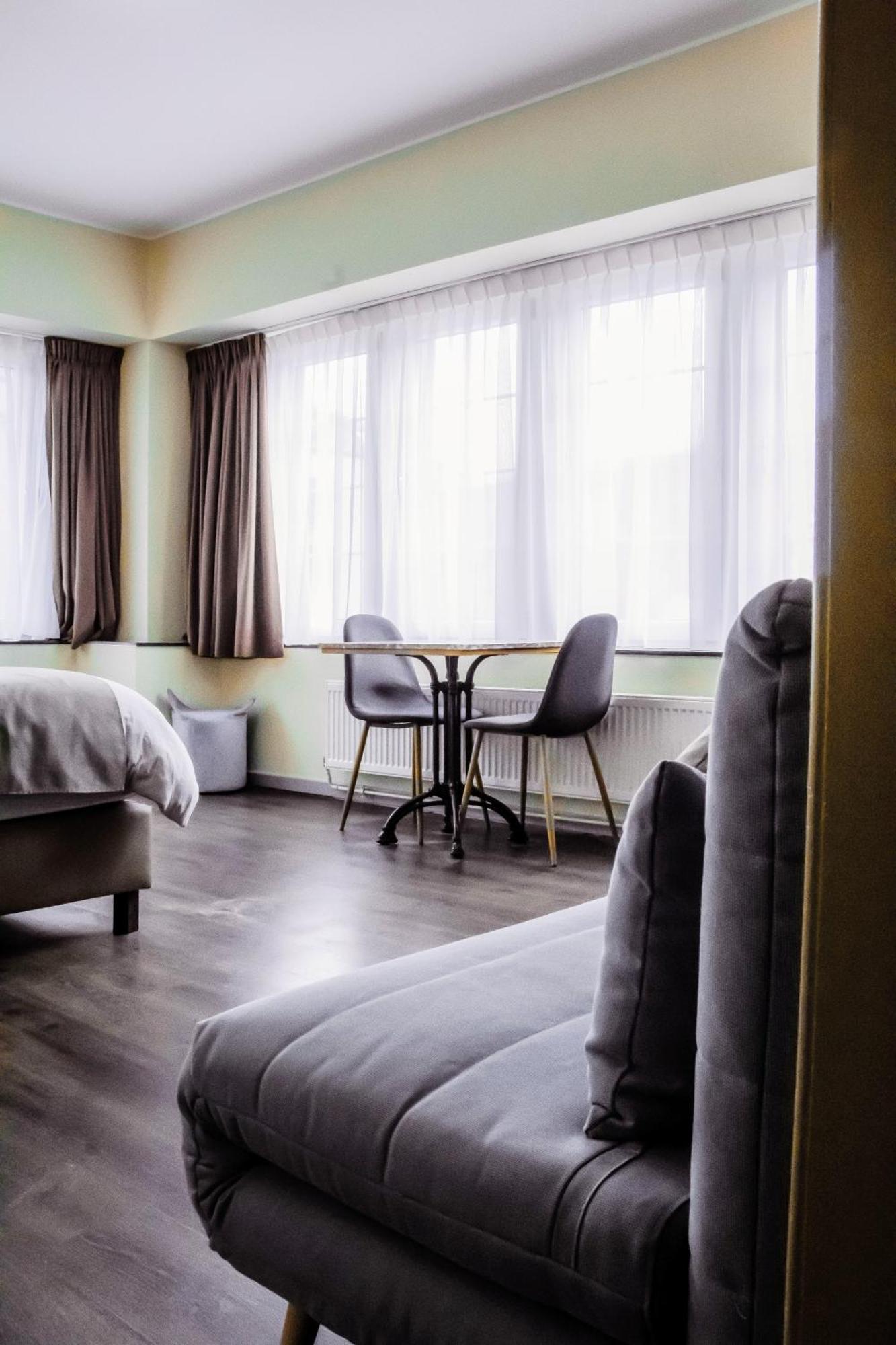 Hotel Des Postes Houffalize Szoba fotó